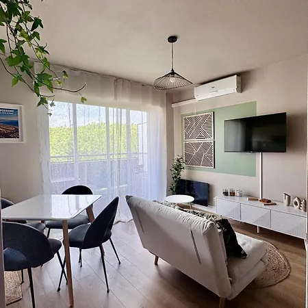 L'azuree - Cosy - Proche Plage, Centre Ville, Hippodrome
